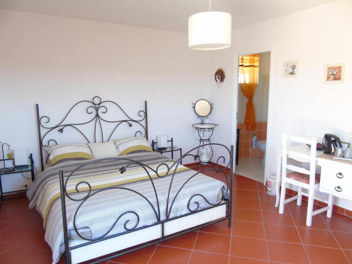 Bed and Breakfast Mas Des Citronniers Le Tignet Exterior foto