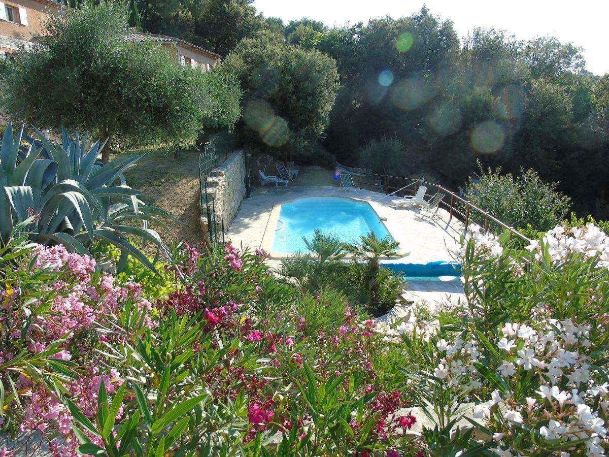 Bed and Breakfast Mas Des Citronniers Le Tignet Exterior foto